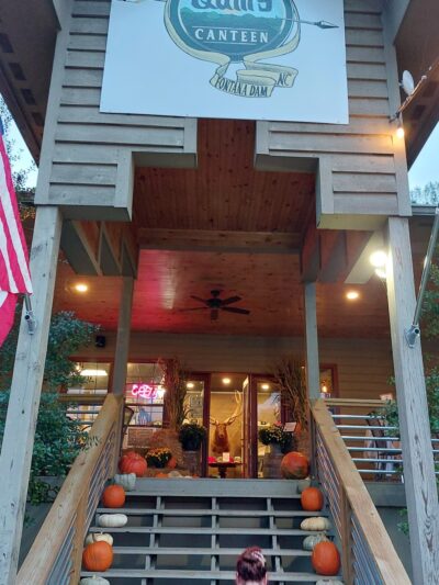 Quill's Canteen - Fontana Dam, NC