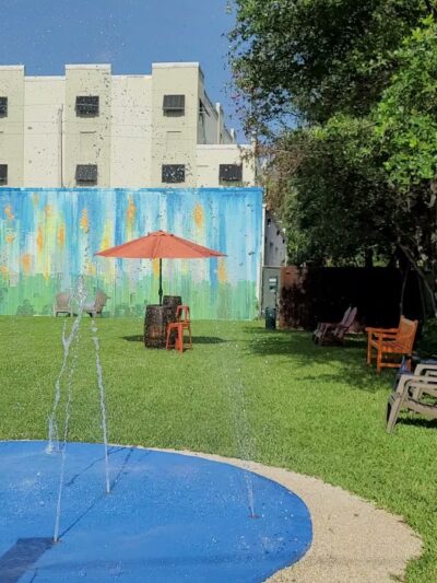 Barkyard n' Brews - Fort Lauderdale, FL