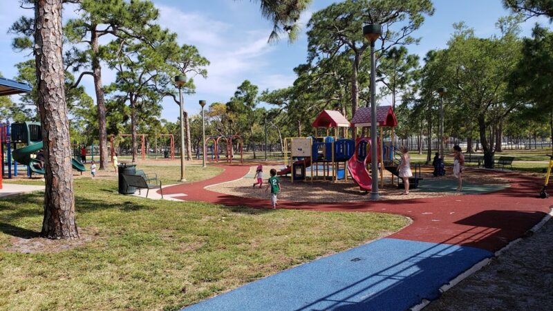 Holiday Park Dog Park - Fort Lauderdale, FL