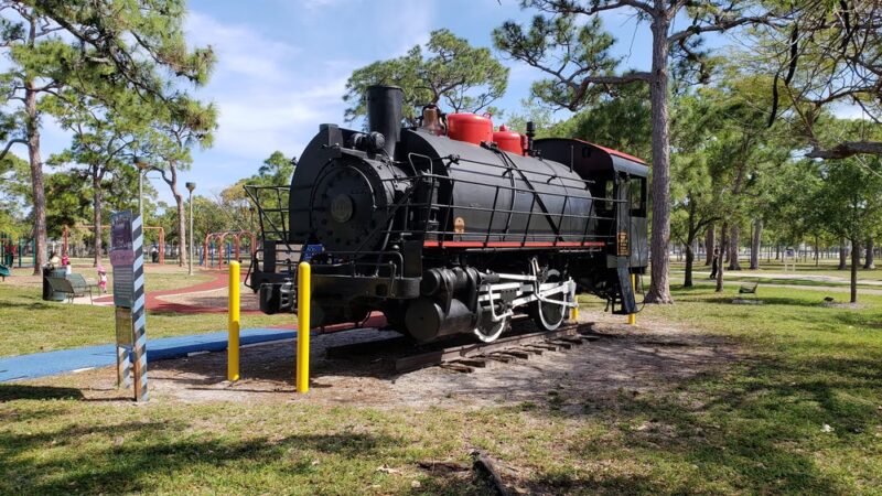 Holiday Park Dog Park - Fort Lauderdale, FL