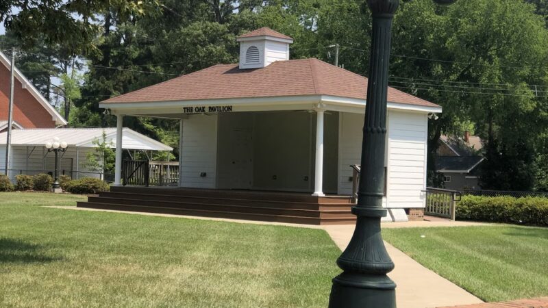 The Oak Pavilion - Four Oaks, NC