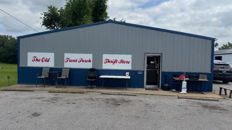 The Old Front Porch Thrift Store - Fulton, KY