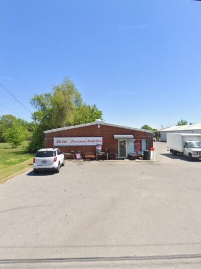 The Old Front Porch Thrift Store - Fulton, KY