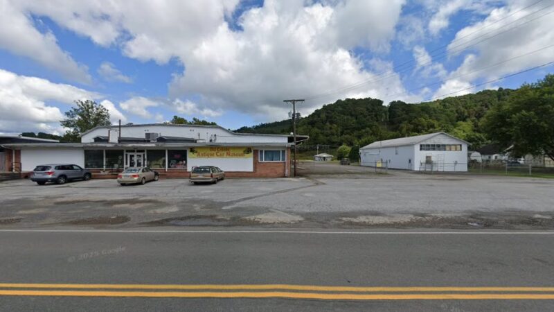 Old Cranks RV Park & Campground - Galax, VA