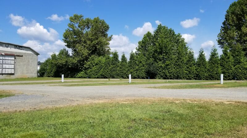 Old Cranks RV Park & Campground - Galax, VA