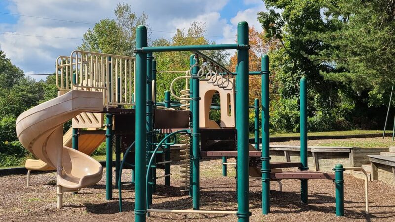 Garry E Cavan Park - Georgetown, IN