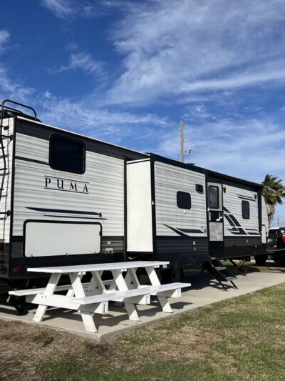 Many Waters RV Spot - Gilchrist, TX