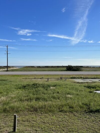 Many Waters RV Spot - Gilchrist, TX