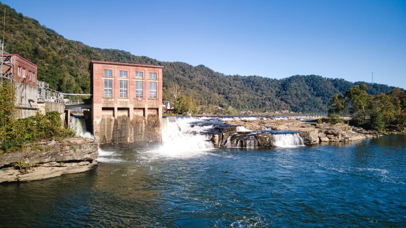 Kanawha Falls Public Fishing Area - Glen Ferris, WV