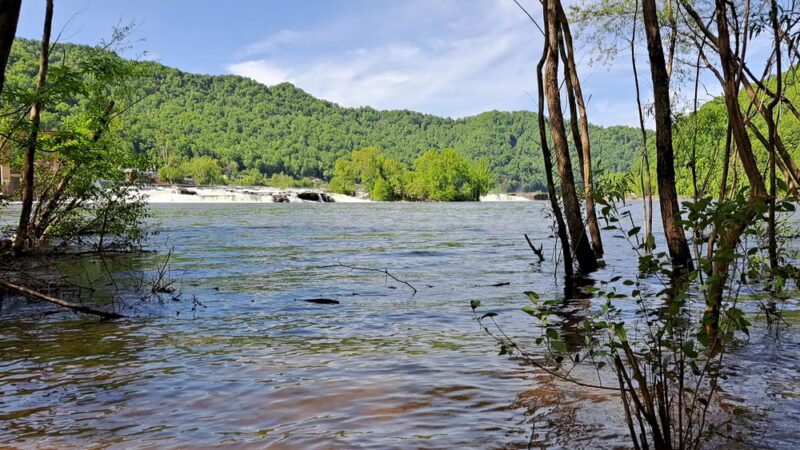 Kanawha Falls Public Fishing Area - Glen Ferris, WV