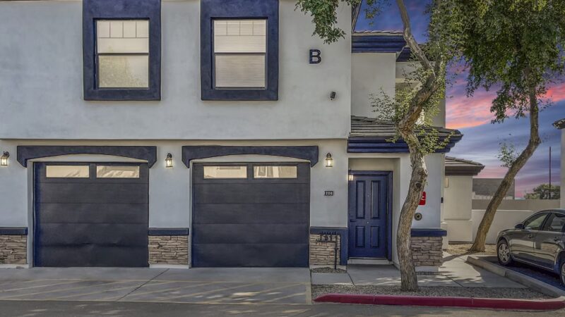 Fringe on 61st - Glendale, AZ