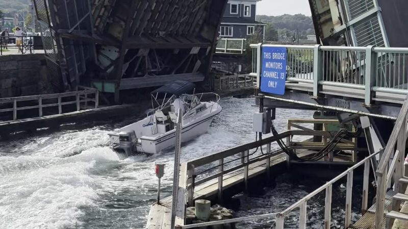 Crab Beach - Gloucester, MA