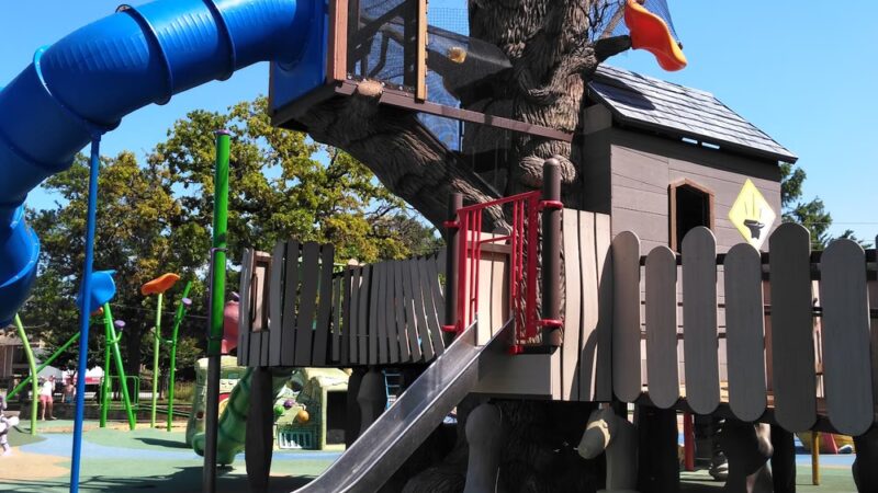 Dove Park Sprayground - Grapevine, TX