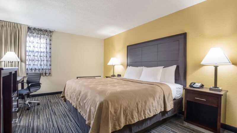 Quality Inn - Grayville, IL