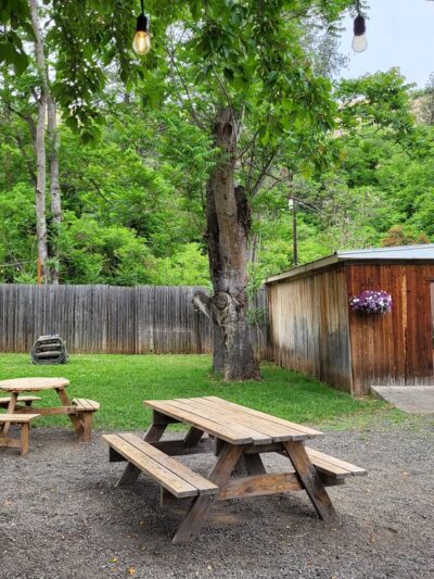 Hell's Canyon Inn - Halfway, OR