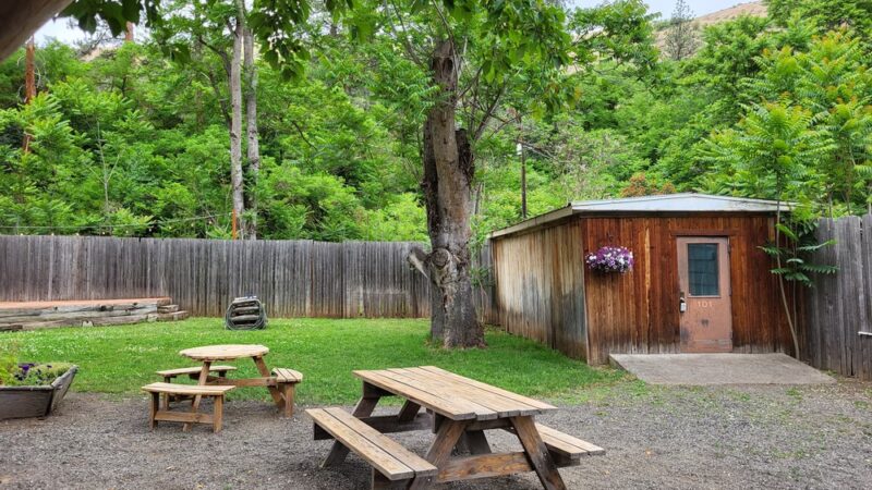 Hell's Canyon Inn - Halfway, OR