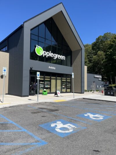 Ardsley Travel Plaza - Hastings-On-Hudson, NY