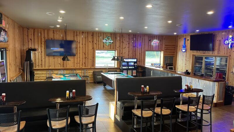 Lucky's Pub - Hayward, MN