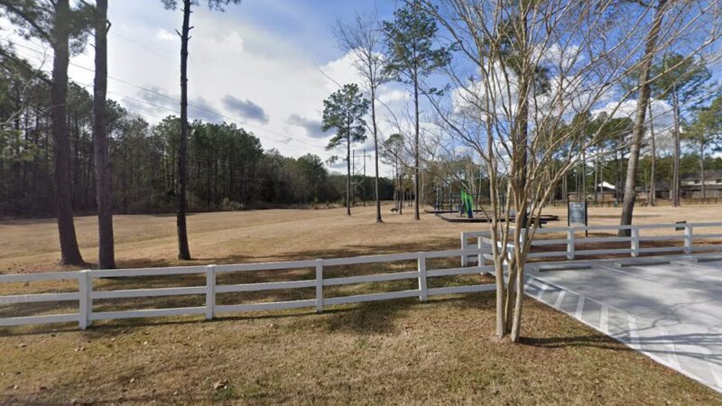 Sycamore Point Dog Park and Playground - Hicks, LA