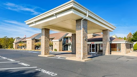 Motel 6 Hillsville, VA - Hillsville, VA