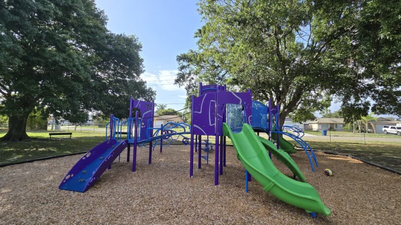 Aloha Gardens Park - Holiday, FL