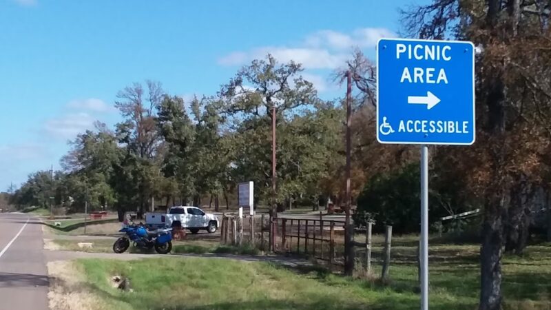 Roadside picnic area - Holland, TX