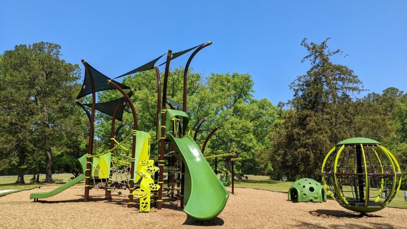 Medoc Mountain Picnic Area & Trailhead - Hollister, NC