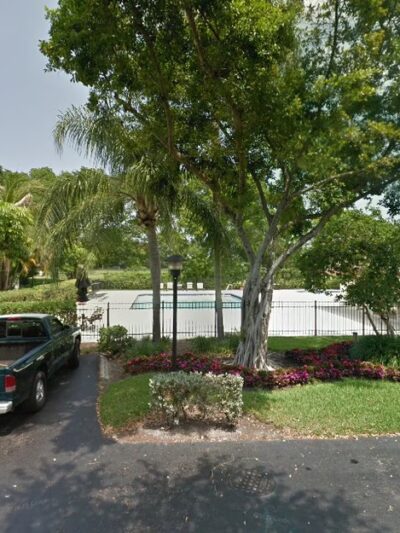 Dog park Emerald Hills - Hollywood, FL