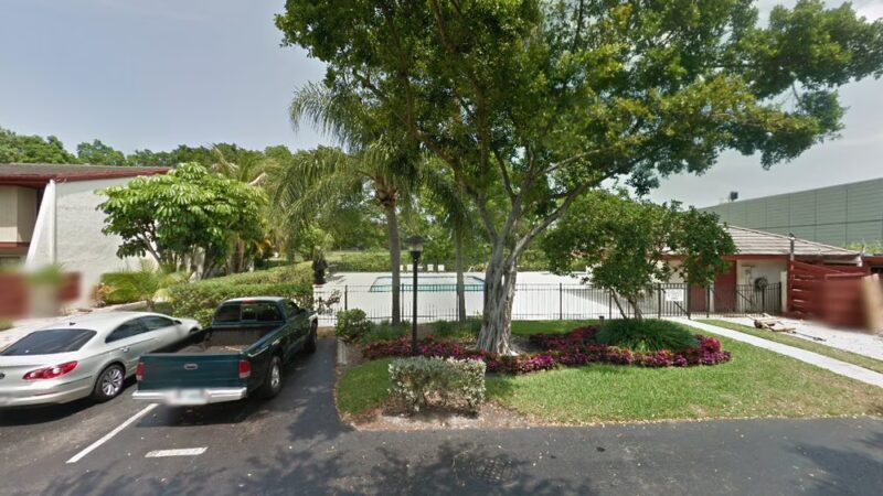 Dog park Emerald Hills - Hollywood, FL