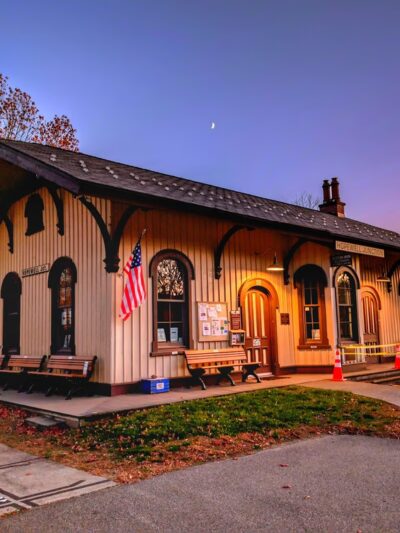 Rail Trail - Hopewell Depot Parking - Hopewell Junction, NY