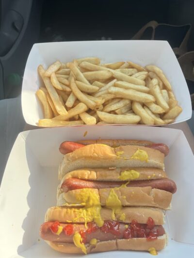 Daddy's Dogs - Hull, MA