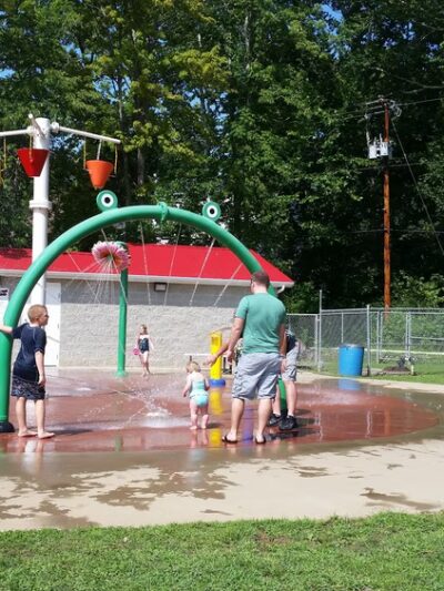 Hurricane City Park - Hurricane, WV