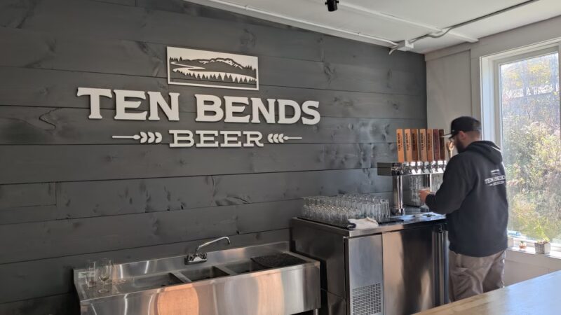 Ten Bends Beer - Hyde Park, VT
