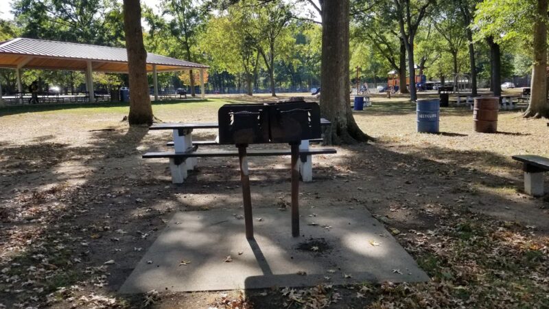 Thompson Park: Main Entrance - Jamesburg, NJ