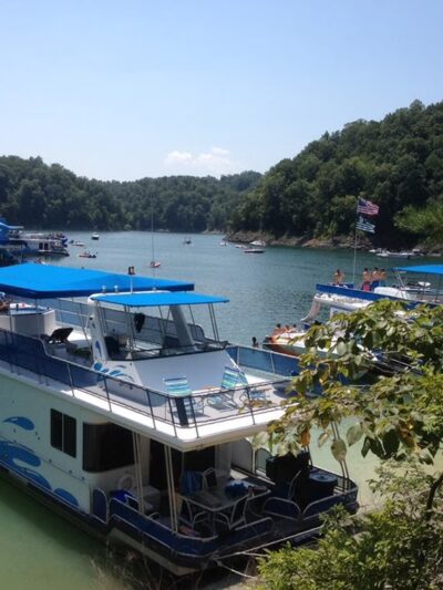 Lake Cumberland State Dock - Jamestown, KY