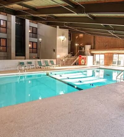 Lake Cumberland State Resort Park - Jamestown, KY