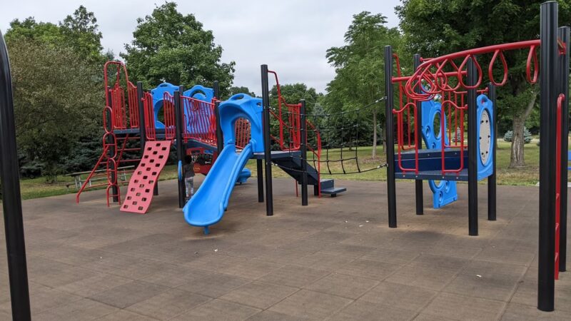 Ray Schleihs Park - Johnston, IA