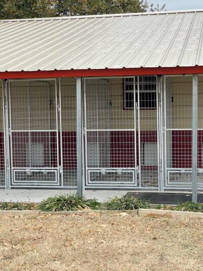 Oak Tree Kennels, Joshua, TX - Joshua, TX