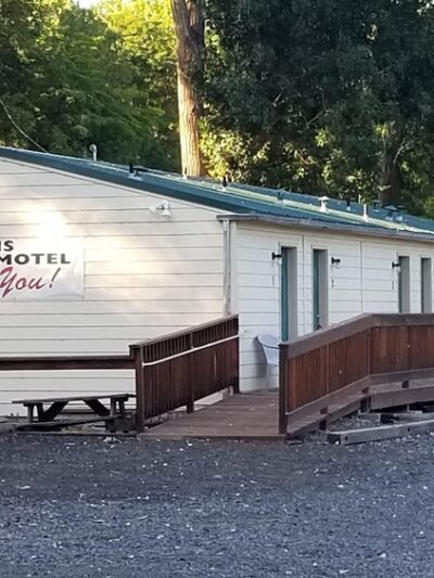 Oasis Cafe & Motel - Juntura, OR