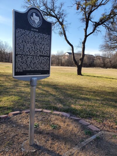 Bishop Park - Justin, TX