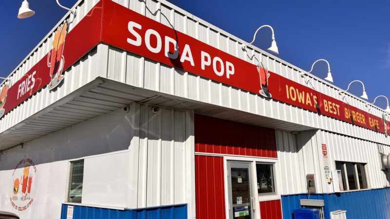 Iowa’s Best Burger Café - Kellogg, IA