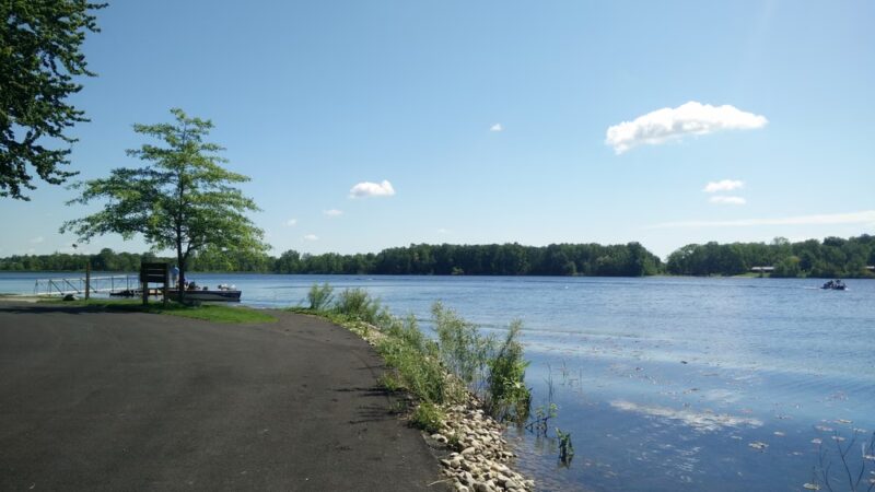 Bixler Lake Public Access Boat Launch - Kendallville, IN
