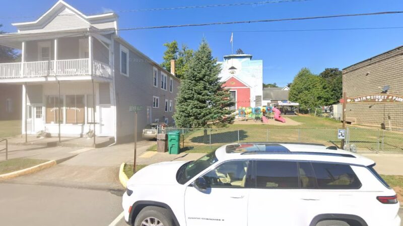Main Street Park - Knox, PA