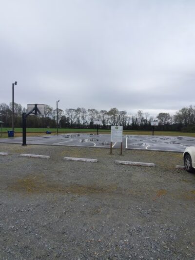 La Grange basketball park - La Grange, NC