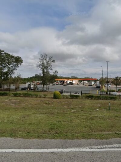 Dog Park at Love's Travel Stops - Lake Wales, FL