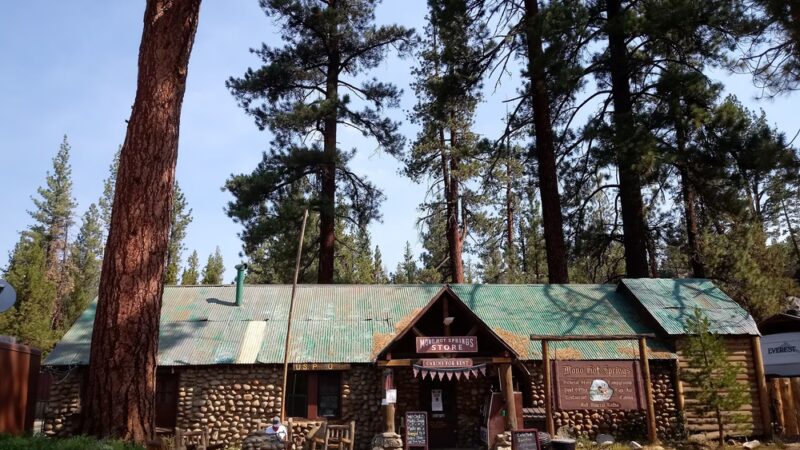 Mono Hot Springs Campground - Lakeshore, CA