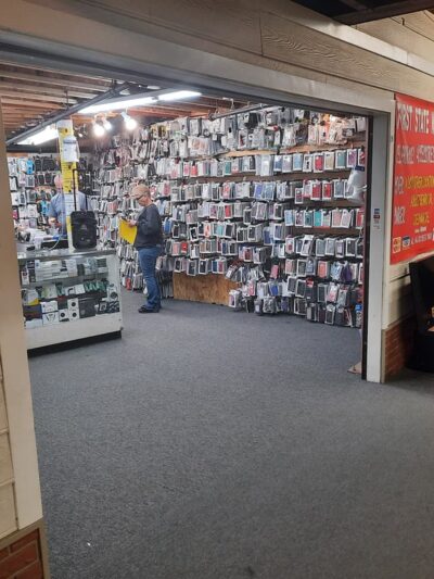 Laurel Junction Flea Market - Laurel, DE