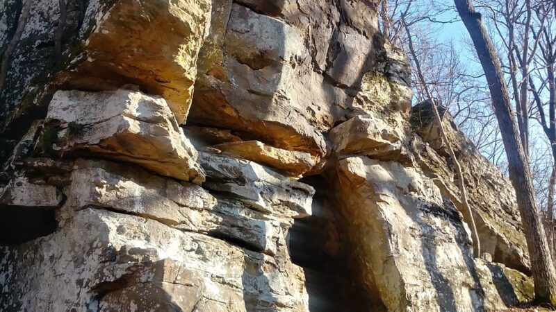 Lincoln Lake Parking - Lincoln, AR