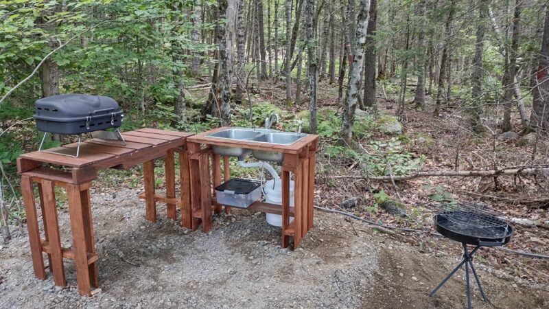 Schlafman's Hollow Solar Camping Cabin Rentals, Lincoln, Me. - Lincoln, ME