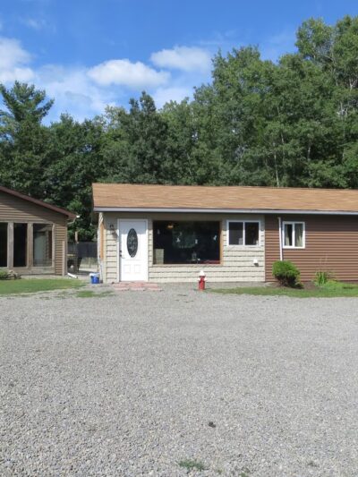 Furry Friends Inn - Lockwood, NY